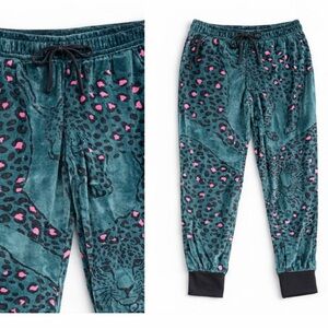 Simply Vera Vera Wang Velvet Joggers XL Green Pink Leopard Lounge Pants